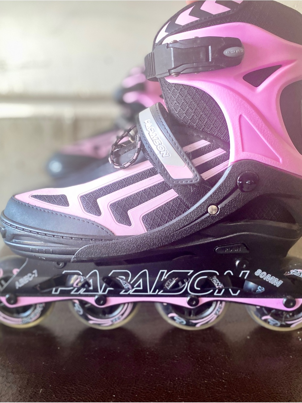 Adjustable Pink Inline Skates with Secure Buckle size X-LARGE 7.5-9.5